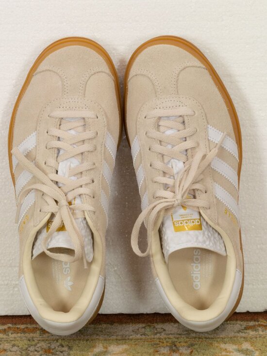 Adidas Shoes - ADIDAS SAMBAE SNEAKERS  SUEDE IVORY WITH WHITE STRIPES SIZE 7